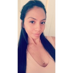 Meet your Posher, Dennisse